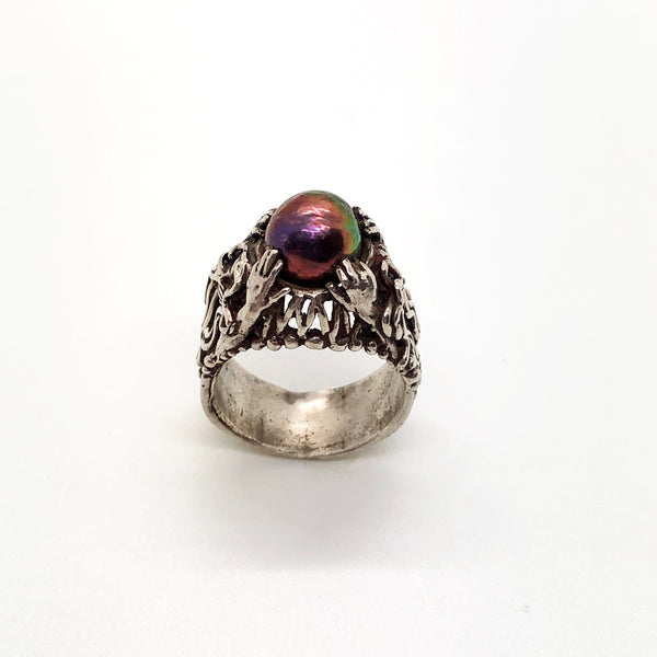 Two Woman Ring with Pearl
